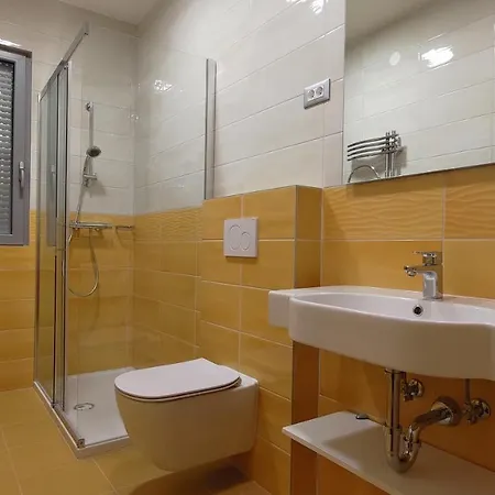 Apartmaji Palea Izola Exterior photo